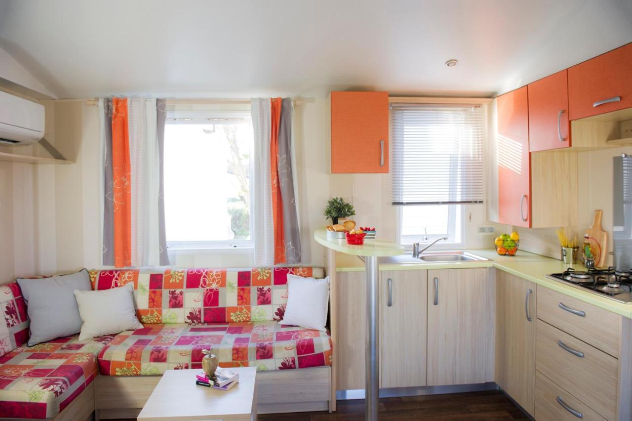 Vacanceselect Mobil Homes - Camping Santa Elena Ciutat Lloret de Mar Buitenkant foto